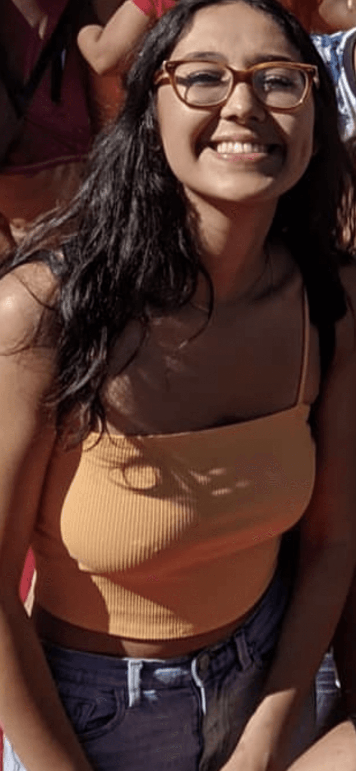 Click to view full size Big tit Latina Bella