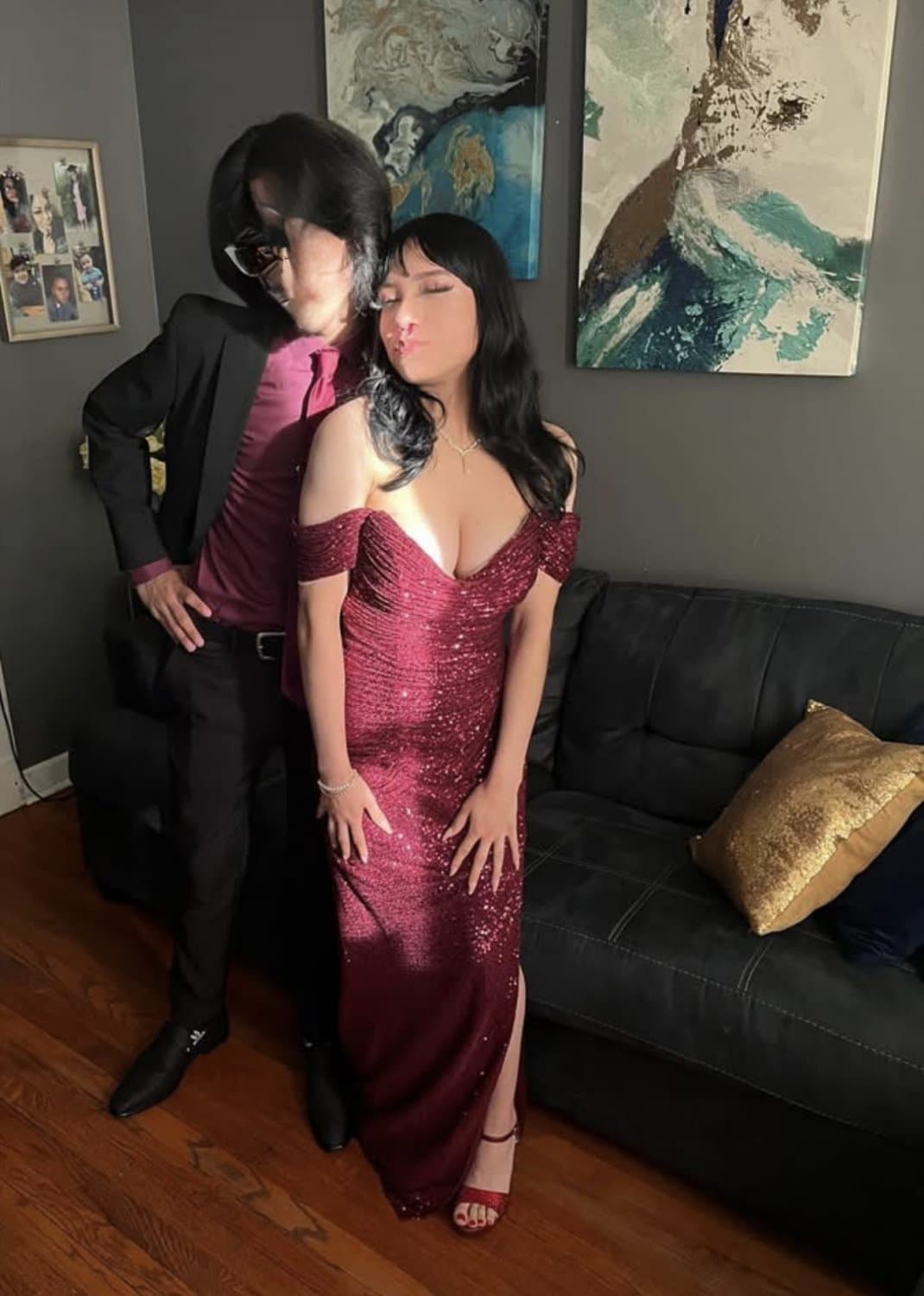 20 year old chicago nerd emo slut is hiding a big secret lol can’t hide those big juicy tits forever