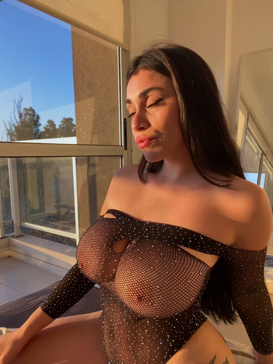 Just your average curve queen