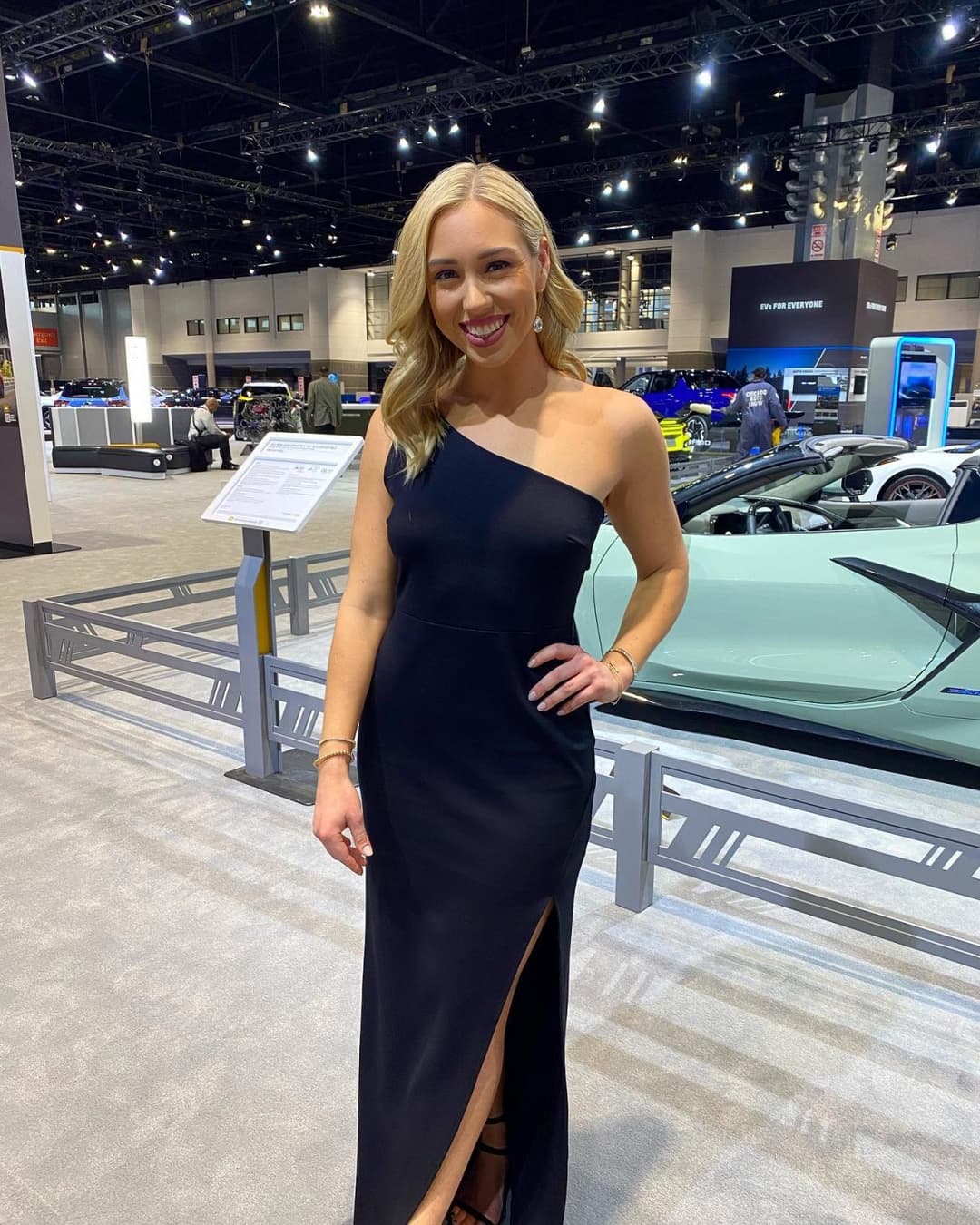 Stephanie Wade News Anchor