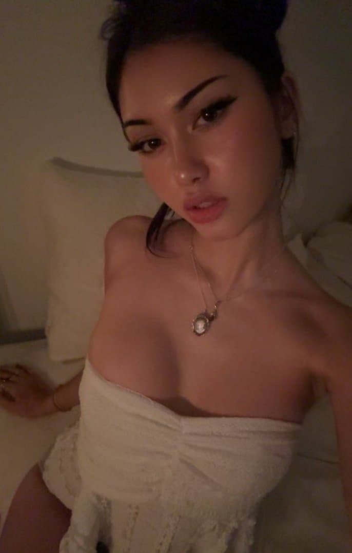 Asian slut sucks cock like a good girl?