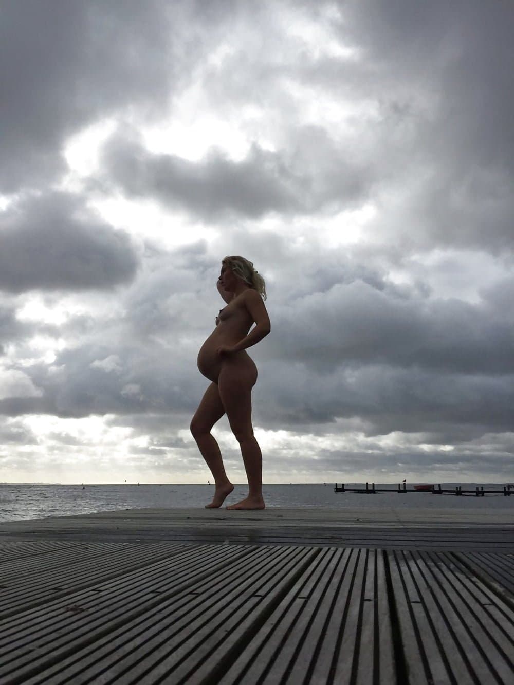 Danish Amateur (006): Preggo nudist Emlilie