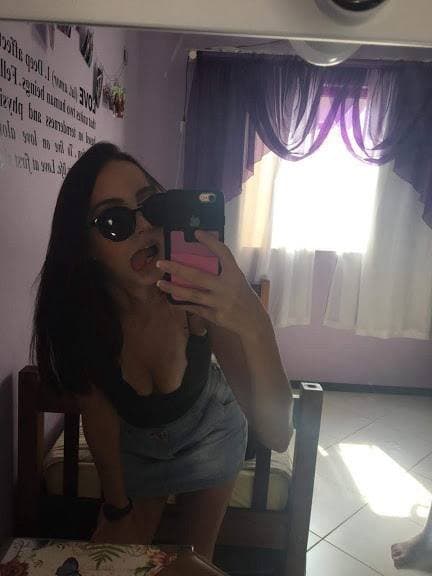 Bruna Gabriela Costa de Blumenau putinha safada vazada