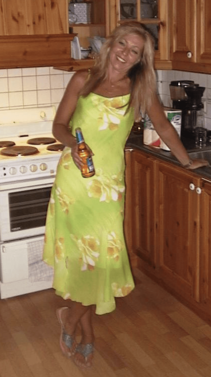 Click to view full size Hub showing off his tanned lined drunk whore wife. Fantastic tan lines.