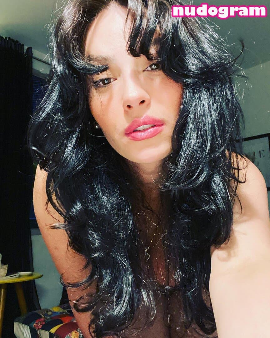 Click to view full size Big Booty Brazilian Tgirl PMV