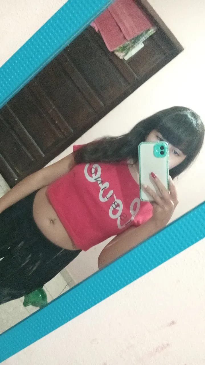 Gordita tetona hermosa pendejita tetona turra
