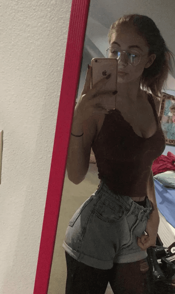 I luv pretty big titty blondes