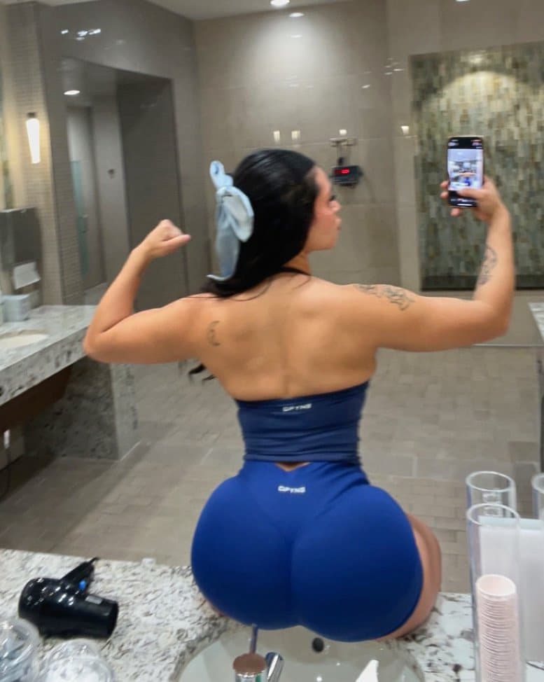 Click to view full size I have a thing for whorish Latinas