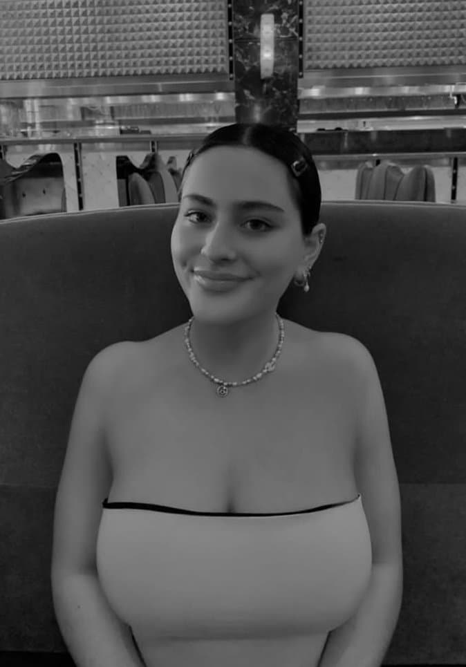 Juicy jugs teen slut Alex is begging for big loads all over her scrumptious tits