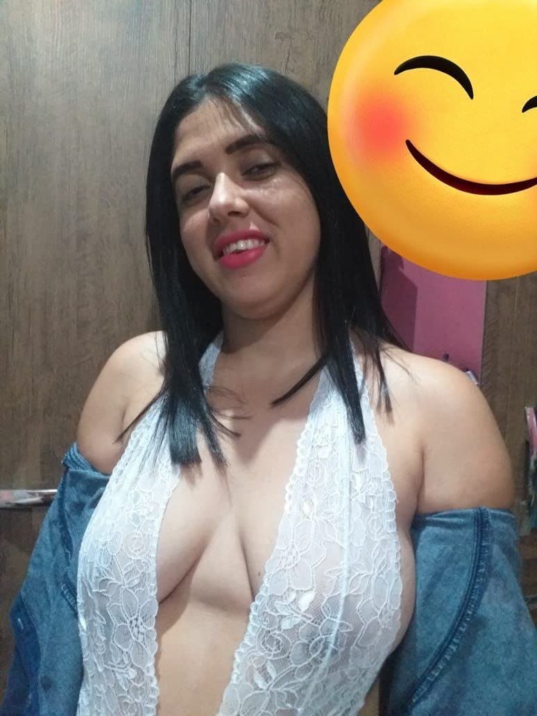 Esposa putinha do Adriano