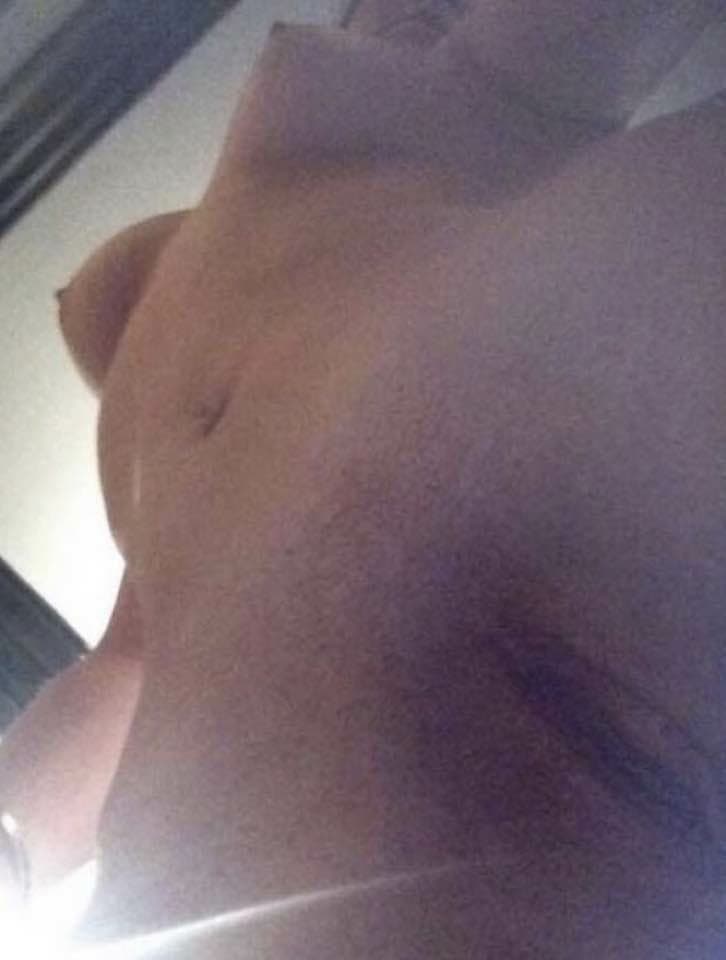 Fiona 24yo sent by bf Braden - Sent yours on Kik ElVatoLoko97