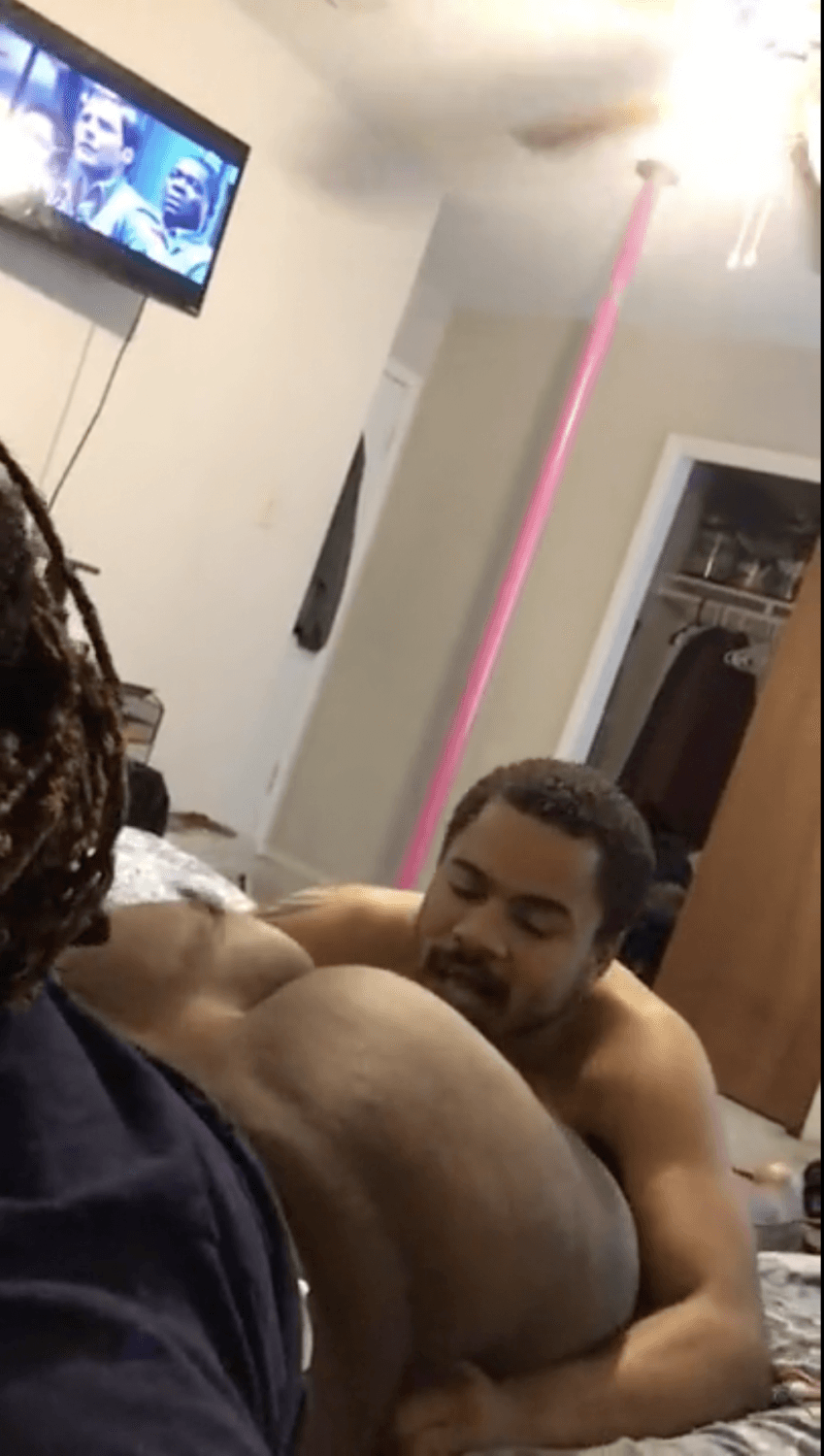 Horny security guy knows how to handle that ass