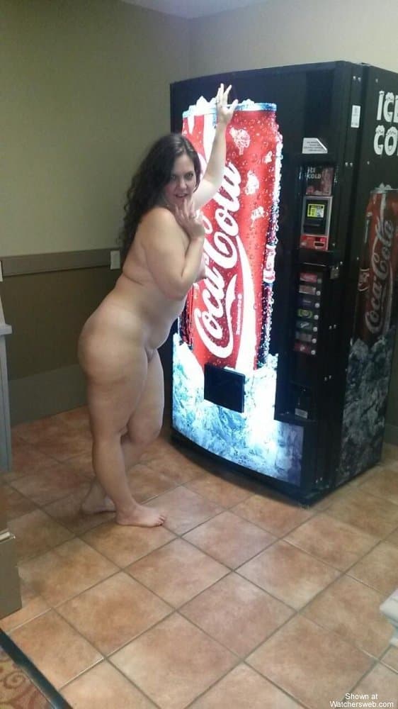 Click to view full size Girls in the Hall #6