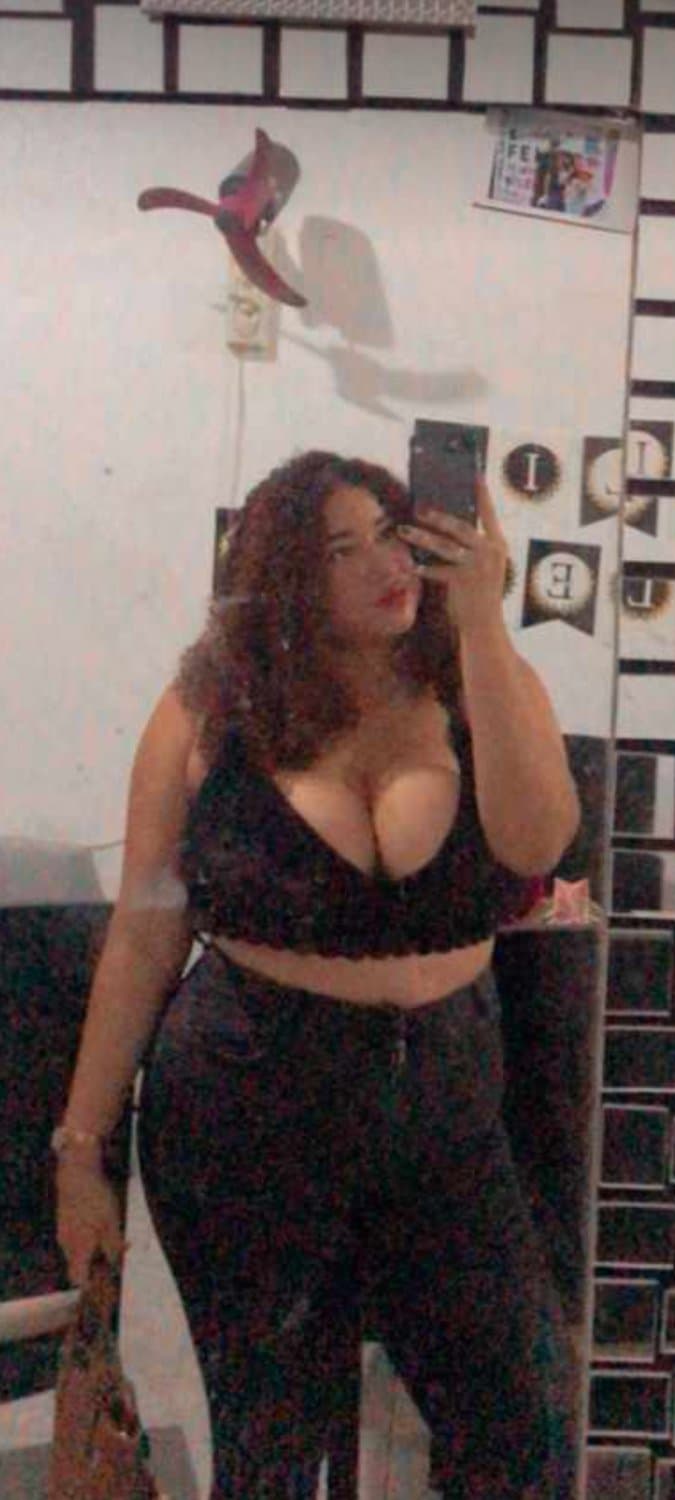 Click to view full size Latina Bigtits