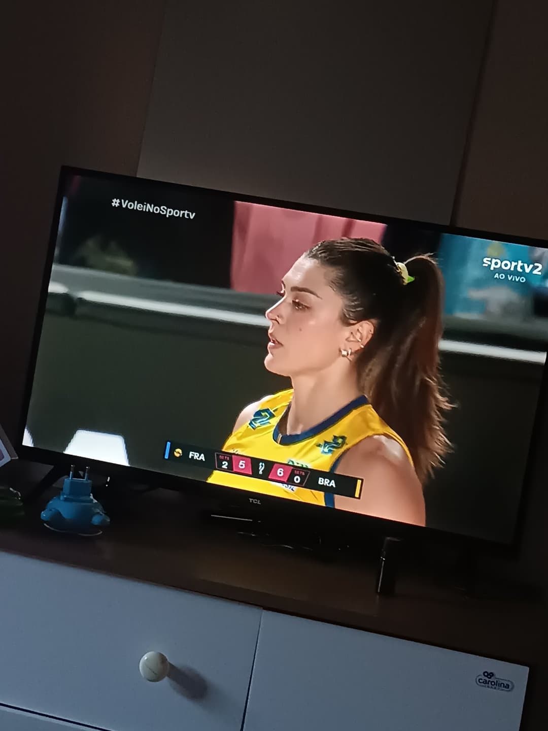 Click to view full size Eu tava assistindo o jogo da seleção e quase me acabo na punheta vendo essas gostosas ???