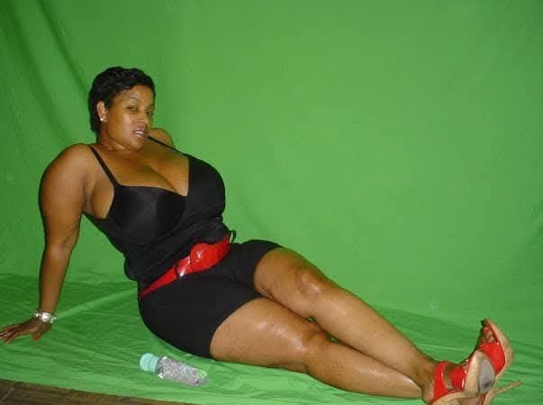 Click to view full size Mature Milf With Super Sized Titties I Want Her Bad Bad& I Would Not Pull Out