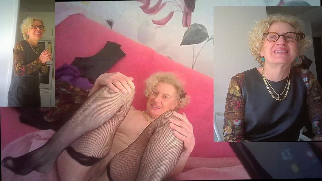 Posed and hidden parts of photo session