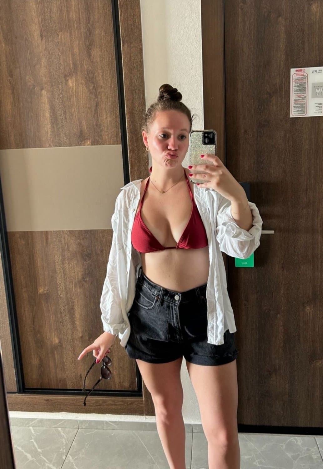 MacKenzie has such a fuckable cumface