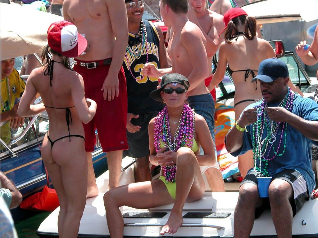 Unknown Hottie, Lake Havasu Memorial Day Weekend 2003 Pt. 1
