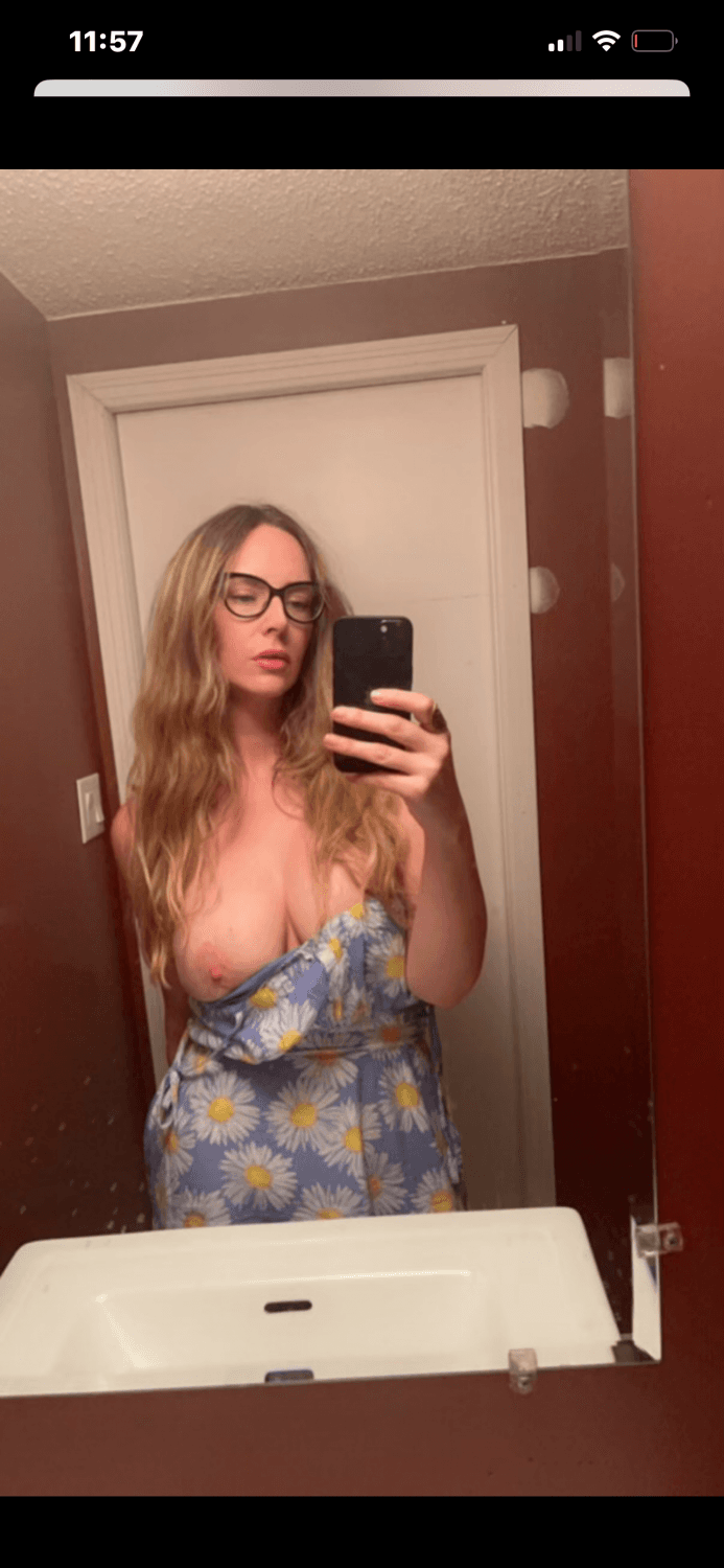 Mother Daughter. Teaching her DAUGHTER how to be a WHORE!!!!