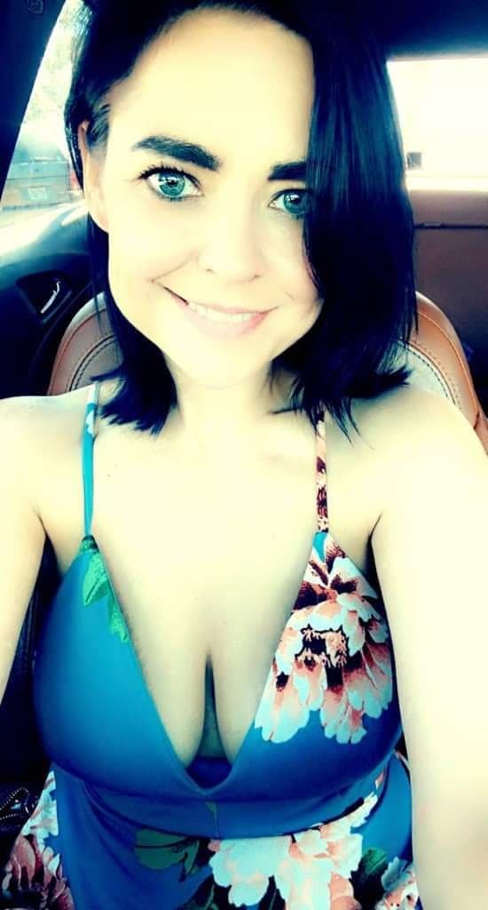 Webslut Dianne fucked til she begs