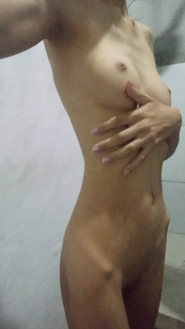 Magrela, comi por pena ? @viih.olive