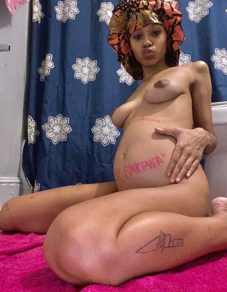 Guess what’s baking???❤️‍?