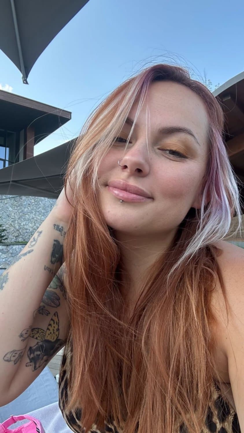 Serbian Tatted Bimbo Jelena Flaunting Body For Validation (NN)