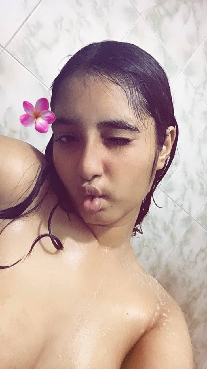 Bangli Cute Beautiful Instagram Influencer Sexy Homemade Full Nude Show