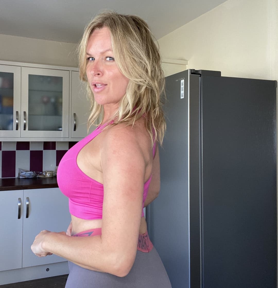 Blonde Mature cosplays as a porn star