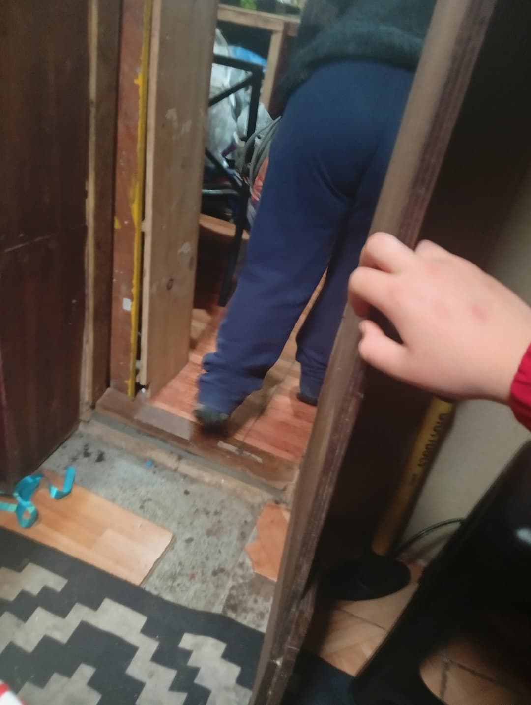 Fotos a escondidas de estas putas gordas creo k me descubrieron ?