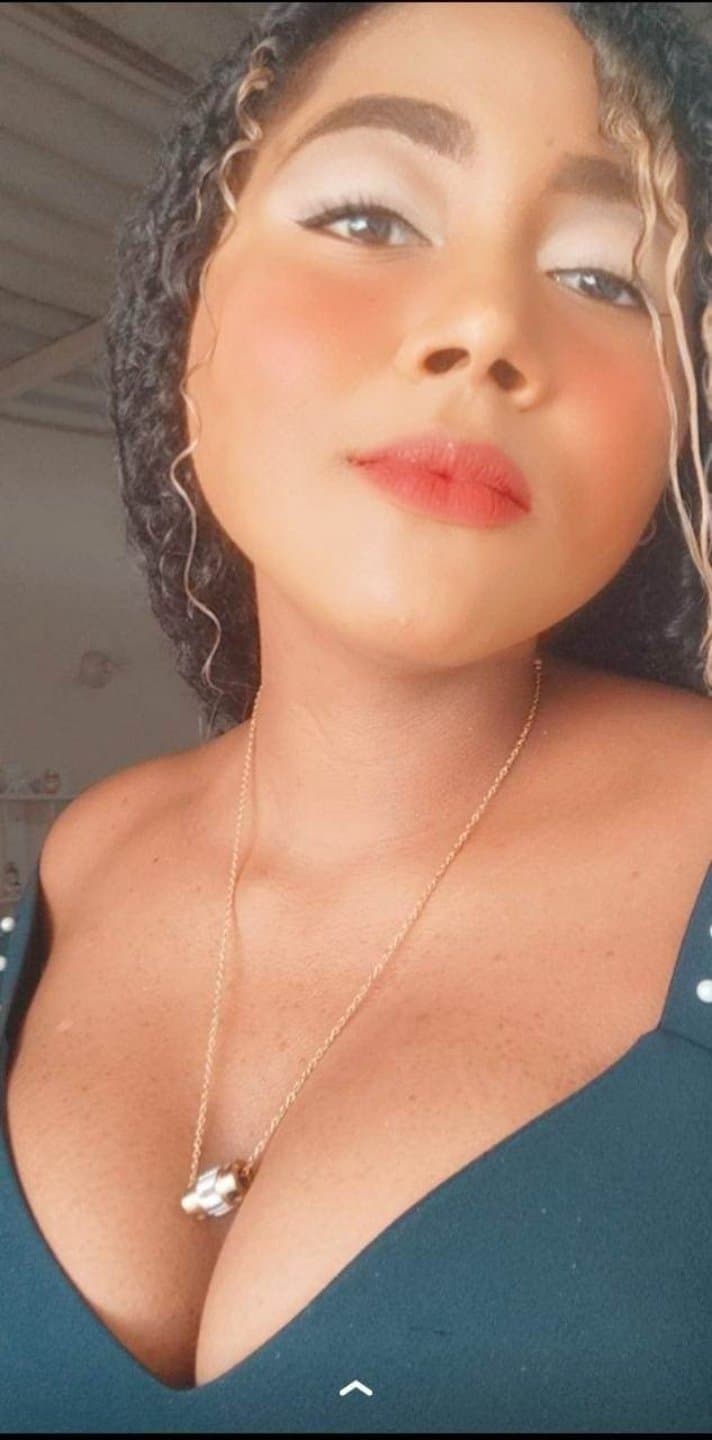 Se lo metí pelo a pelo a la hija de exjugador del Barcelona de Guayaquil