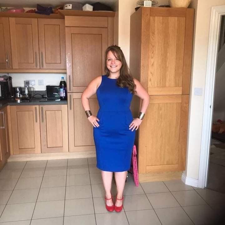 British MILF teases me with her feet