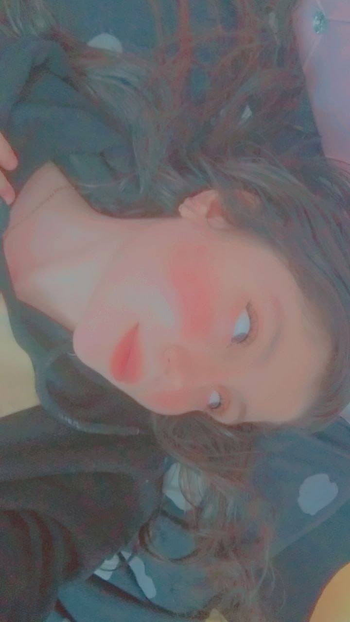 Arab girl with beautiful hijab and appetizing body???