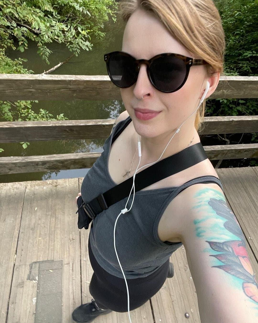 My Sexy Aunt And Her Juicy Ass