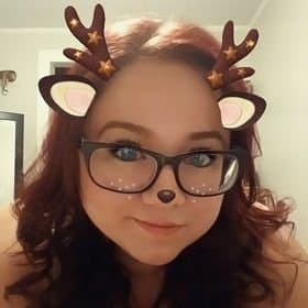 Hot blonde milf Katie totally naked!