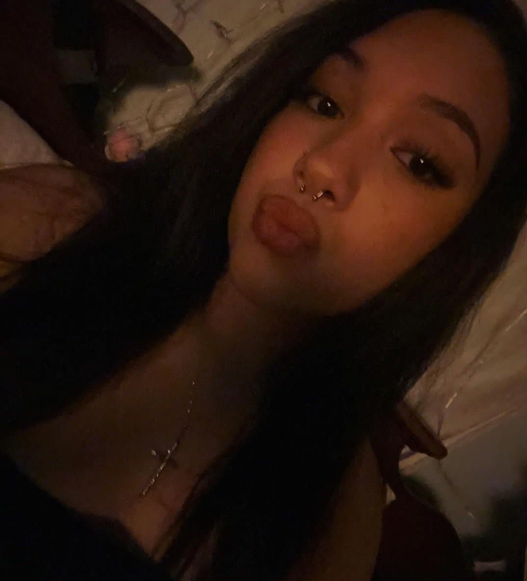 Cumslut Izzy my dms are open