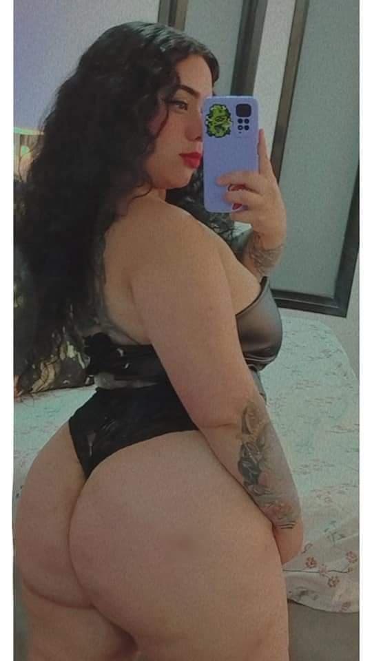 Luisa Fernanda lya_evans444"eva_wrigth puta colombiana hace stream en chaturbate y el marido ni sabe