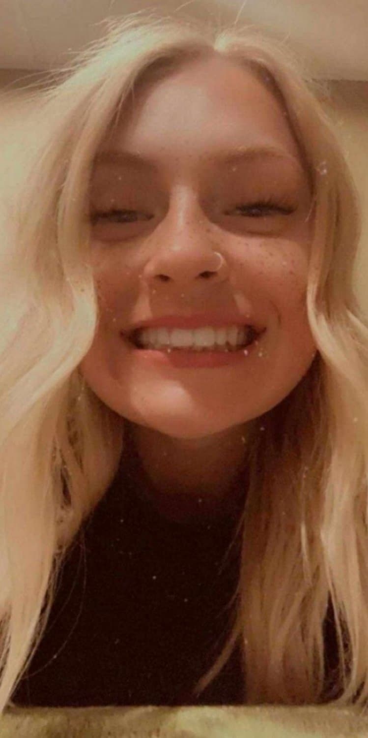 Brooklyn 27yo from Alberta Canada wants to be famous!!!