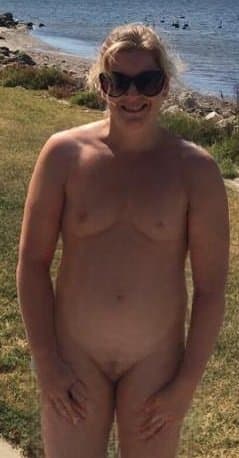 Mother (Jo) and Daughter (Amber) Websluts Together