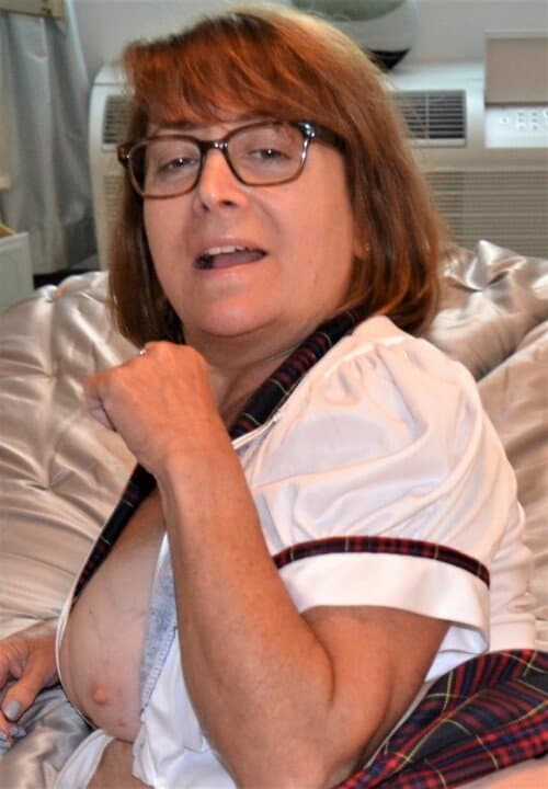 SLUT PAULA: the old slut schoolgirl series