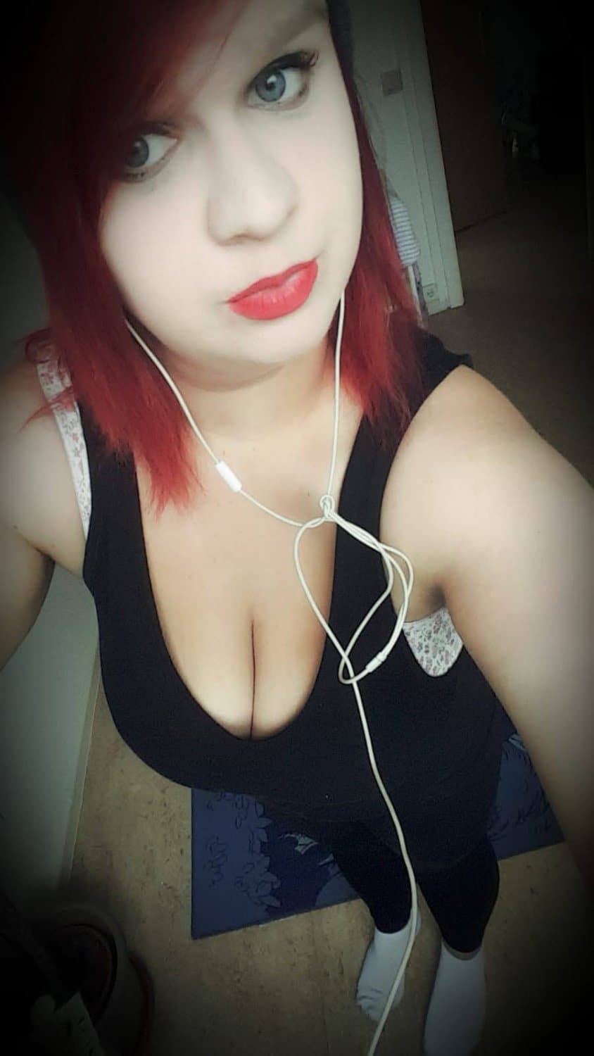 Hot Day Big Cleavage