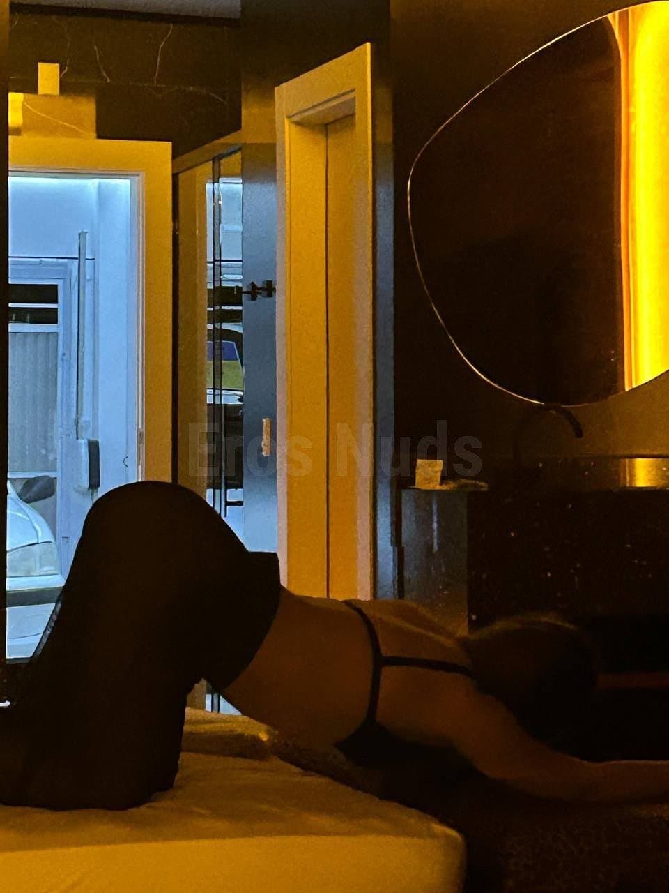 Click to view full size Vazou a irmã da emily santos fodendo gostoso evylin putinha vídeos completos no grupo dela fodendo