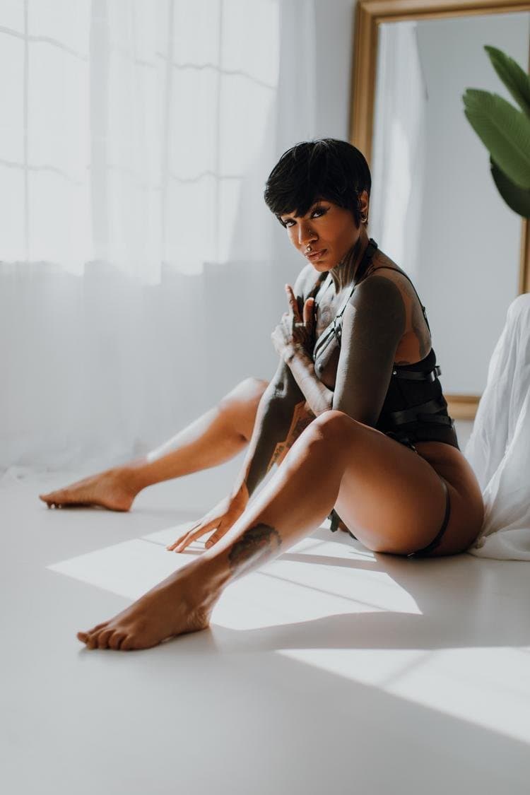 Tatted black beauty boudoir
