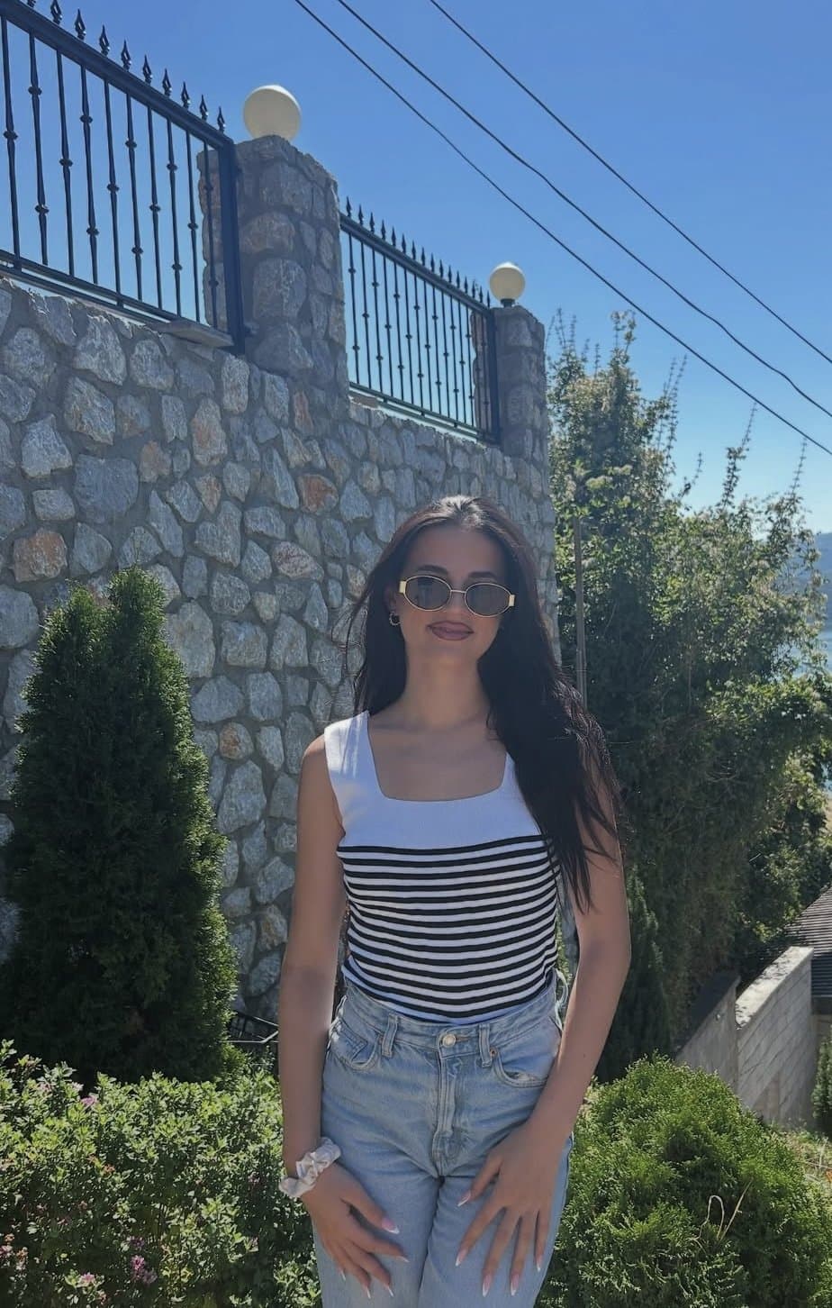 Muslim albania girl have a big ass