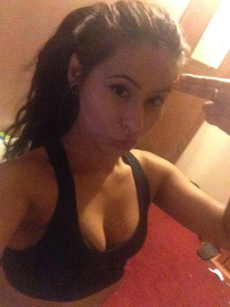 Aimee loves to dress as a naughty schoolgirl