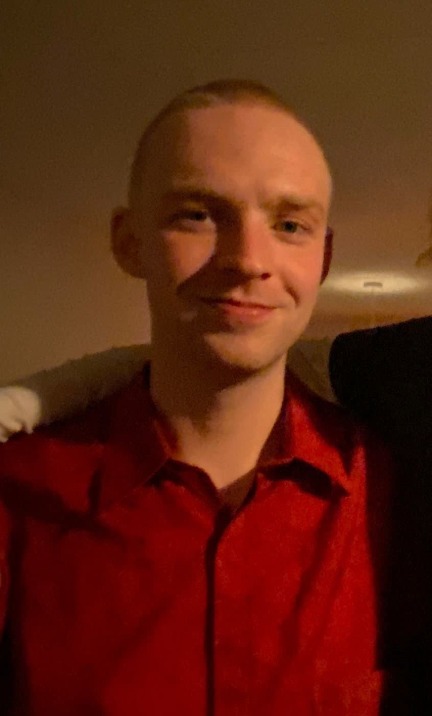 Click to view full size 26 sissy slut from amsterdam looking to be destroyed (kik sfsis24)