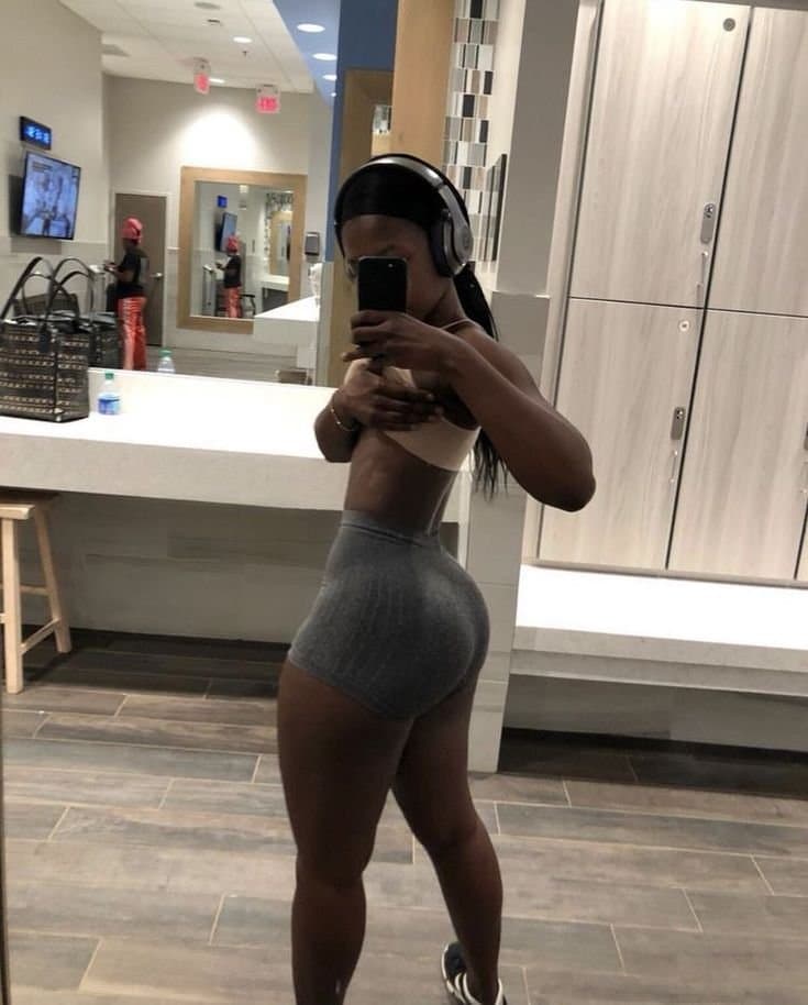 slim-thick-v0-eydd0ko8u5ba1