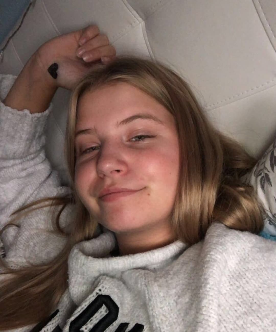 Swiss blonde takes BBC backshots