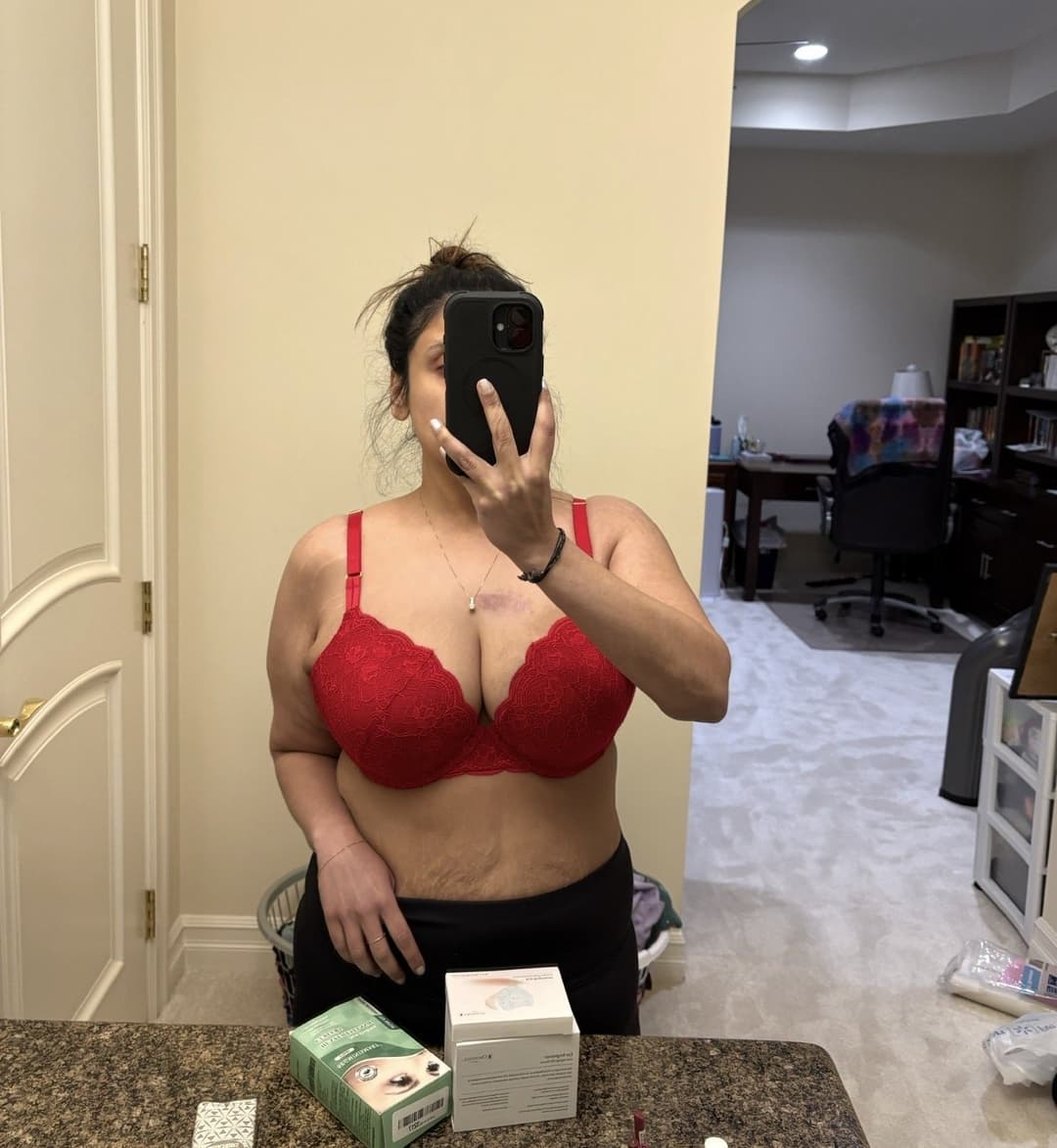 HORNY CHUBBY Indian desi TANKER NRI MILF LIKE SUCKING BWC DEEPTHROAT BLOWJOB IN CAR